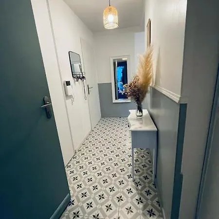 Cosy Proche Bordeaux דירה *