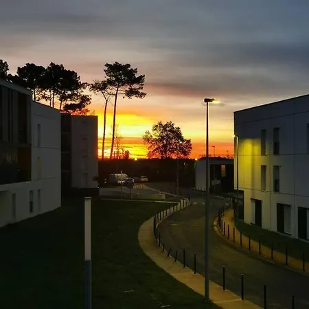 Cosy Proche Bordeaux *